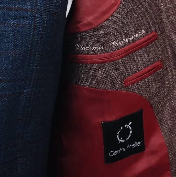 Подкладка пиджака Gent's Atelier с именной вышивкой