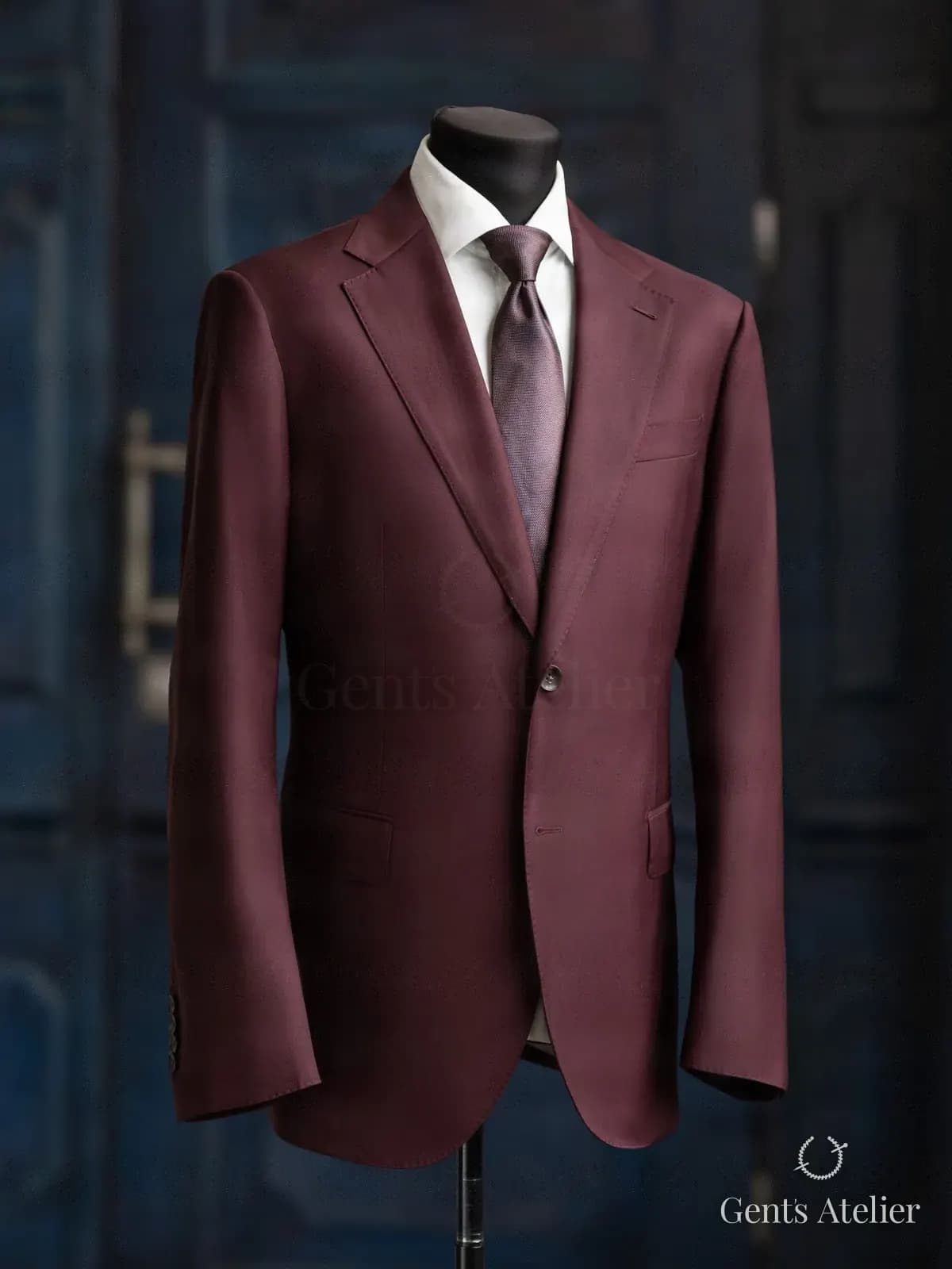 Бордовый костюм из ткани бренда Vitale Barberis Canonico