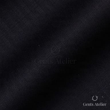 Драпировка ткани Tailor W21094075 крупным планом