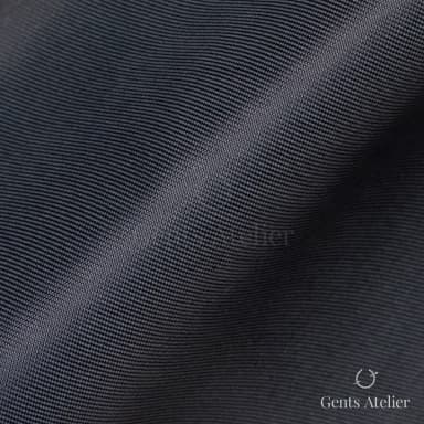 Драпировка ткани Gladson 0288B крупным планом