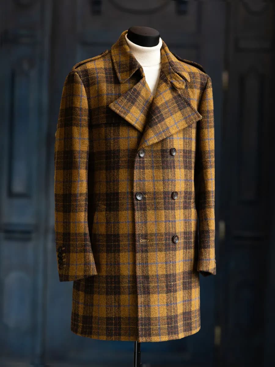Двубортное пальто из твида Harris Tweed