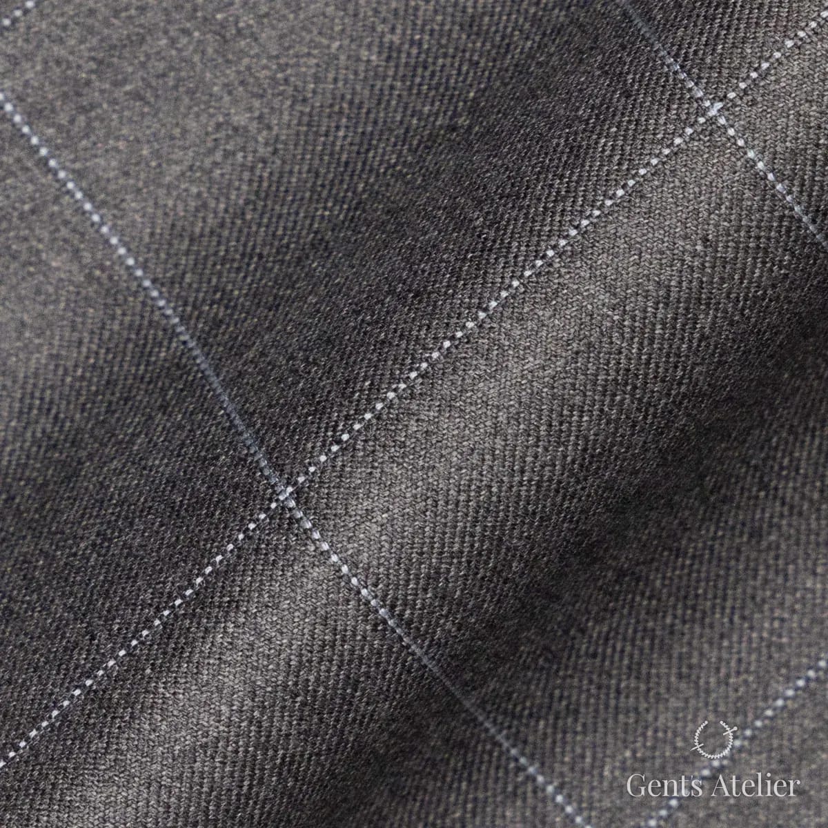 Драпировка ткани Stylbiella 30520/16 крупным планом