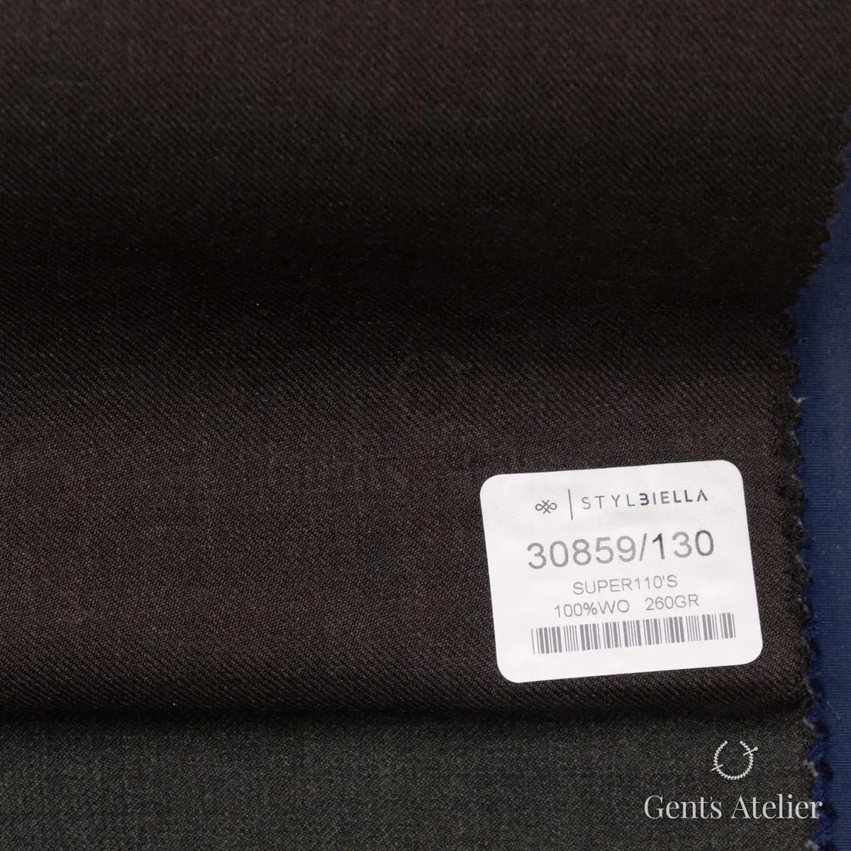 Образец ткани Stylbiella 30859/130 с этикеткой, тёмно-коричневый