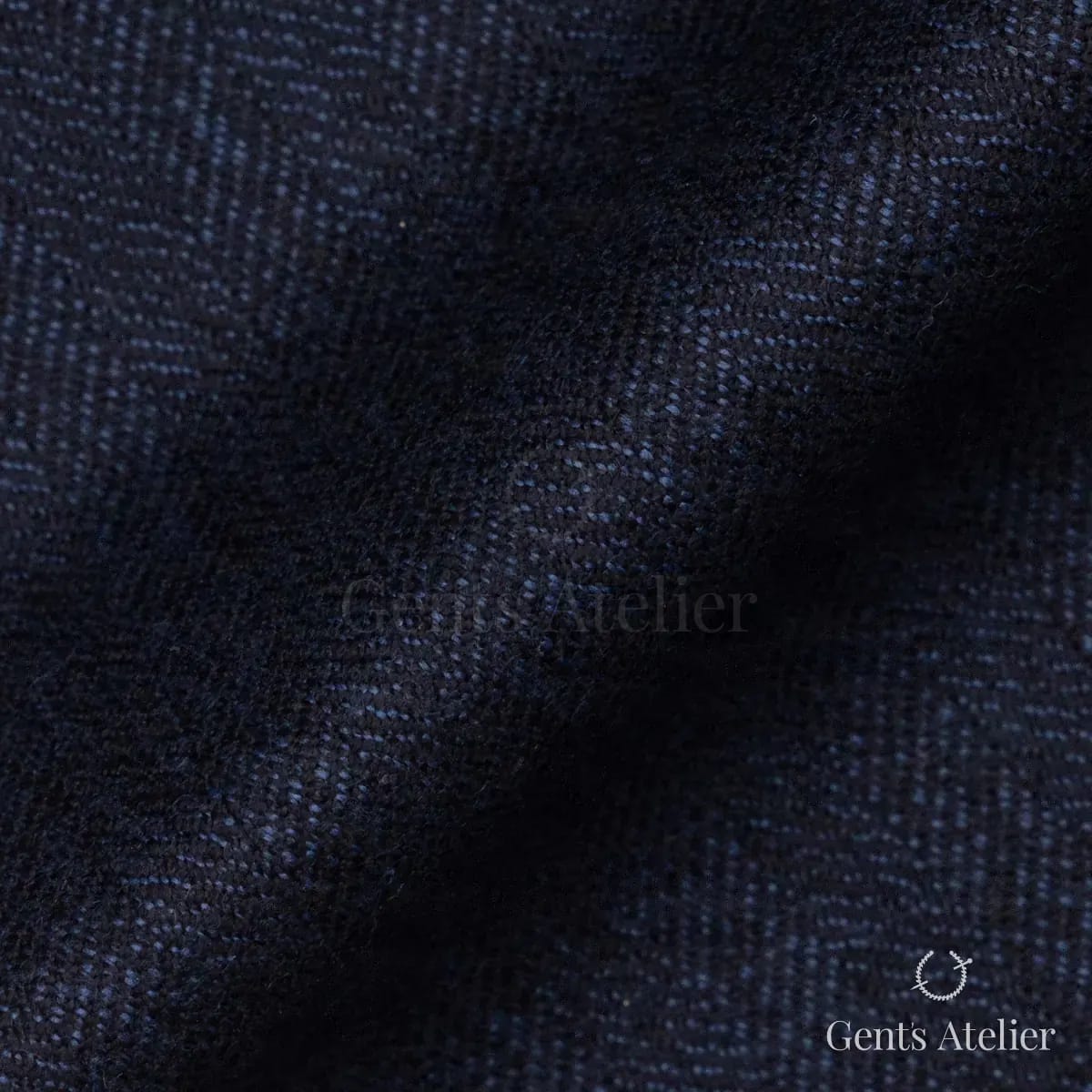 Драпировка ткани Stylbiella 50238/130 крупным планом