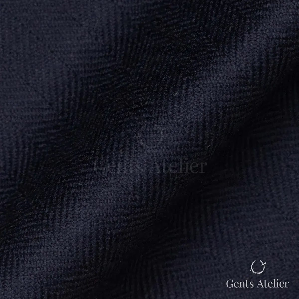 Драпировка ткани Stylbiella 50239/130 крупным планом