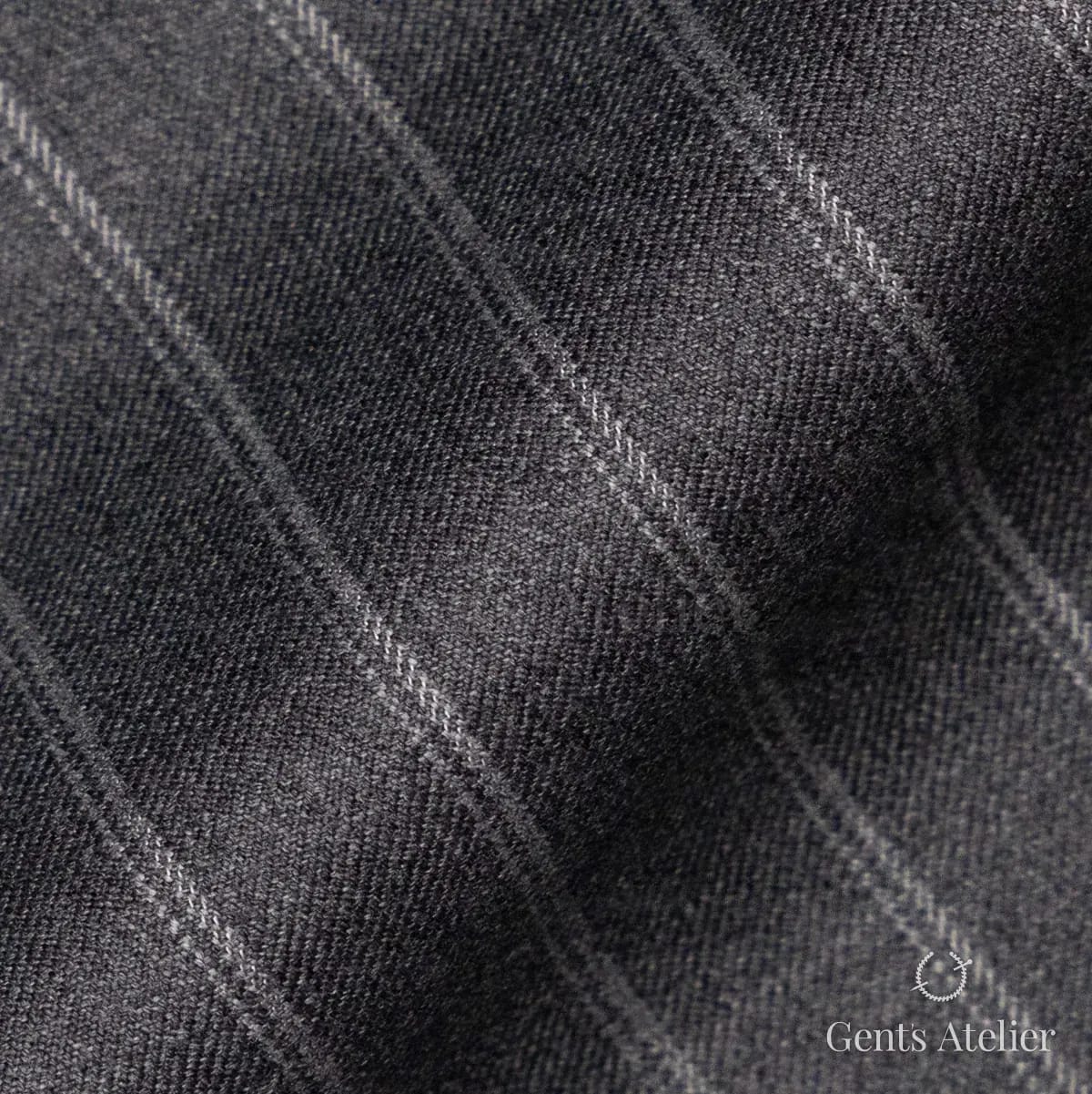 Драпировка ткани Stylbiella 31016/160 крупным планом