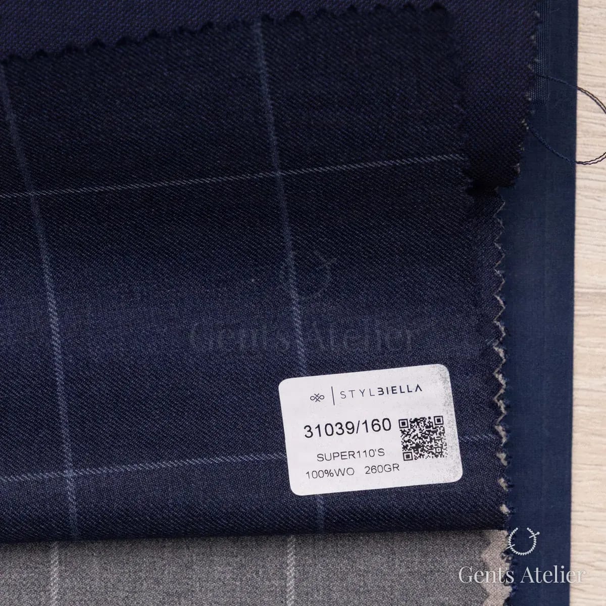 Образец ткани Stylbiella 31039/160 с этикеткой, тёмно-синий,