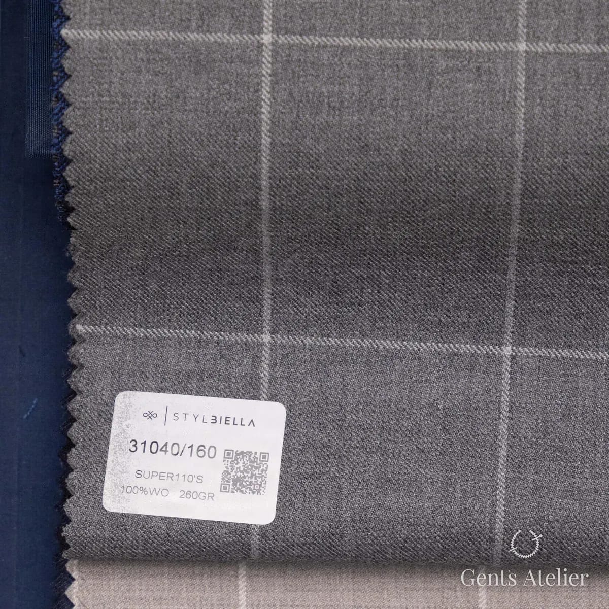 Образец ткани Stylbiella 31040/160 с этикеткой, серый