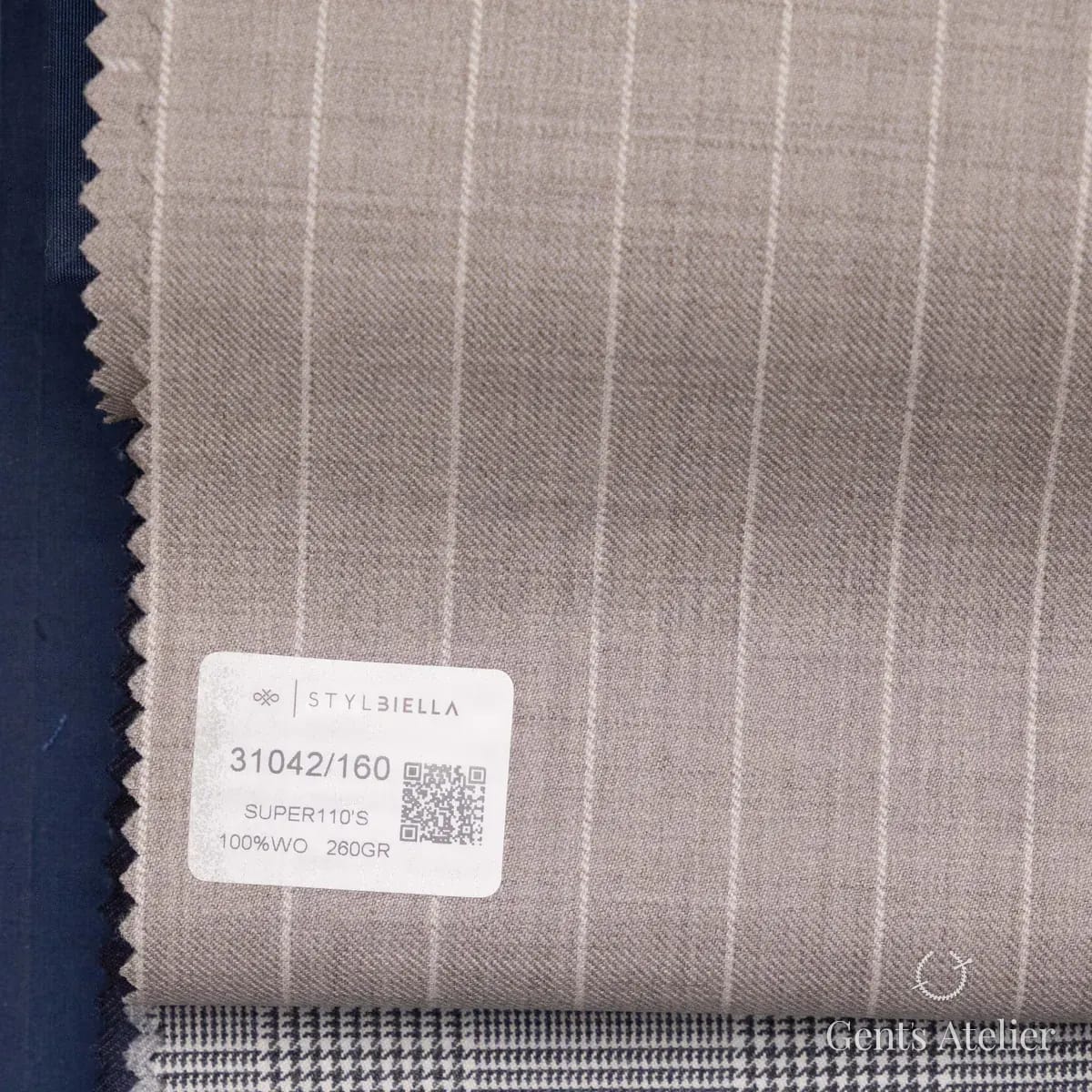 Образец ткани Stylbiella 31042/160 с этикеткой, бежевый