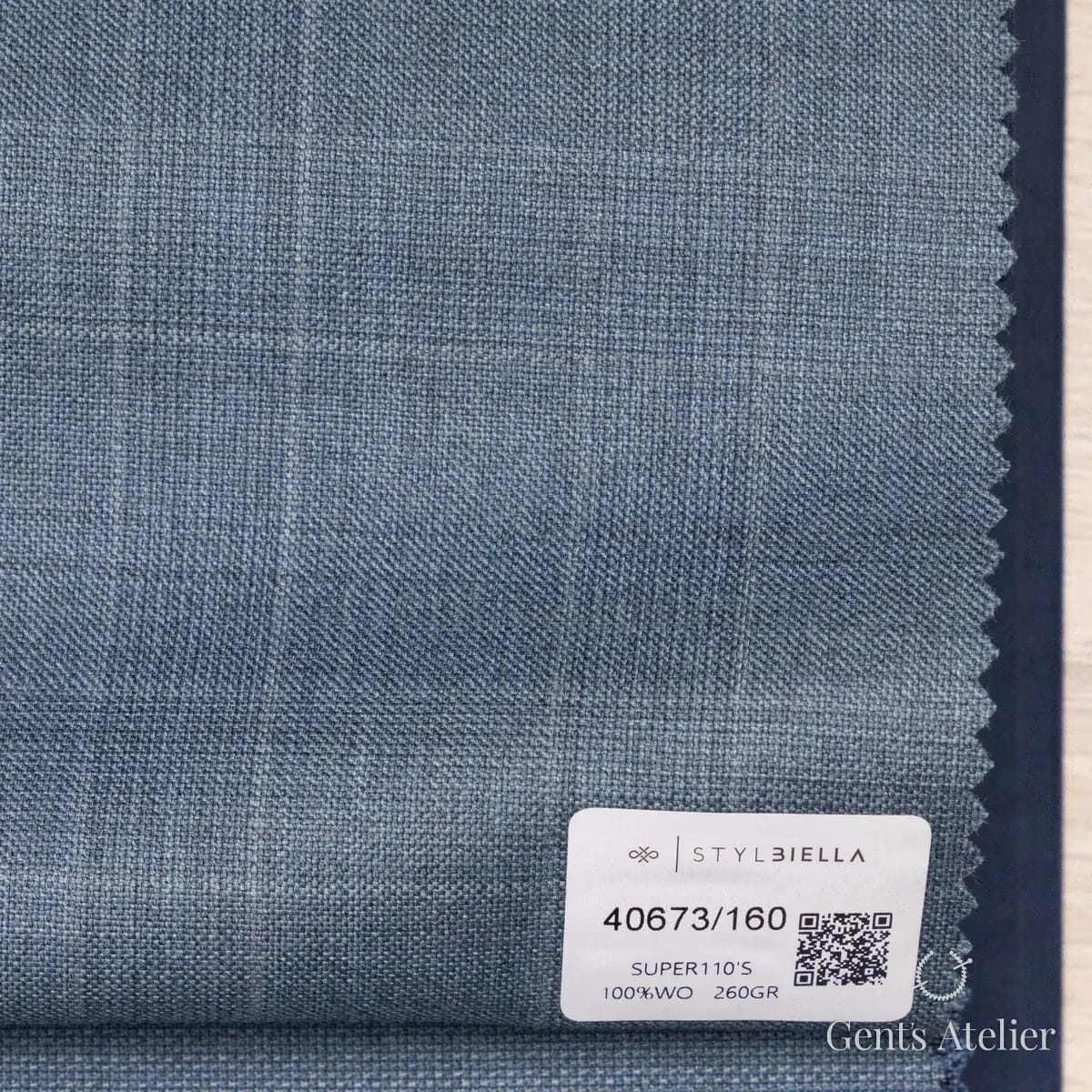 Образец ткани Stylbiella 40673/160 с этикеткой, серый