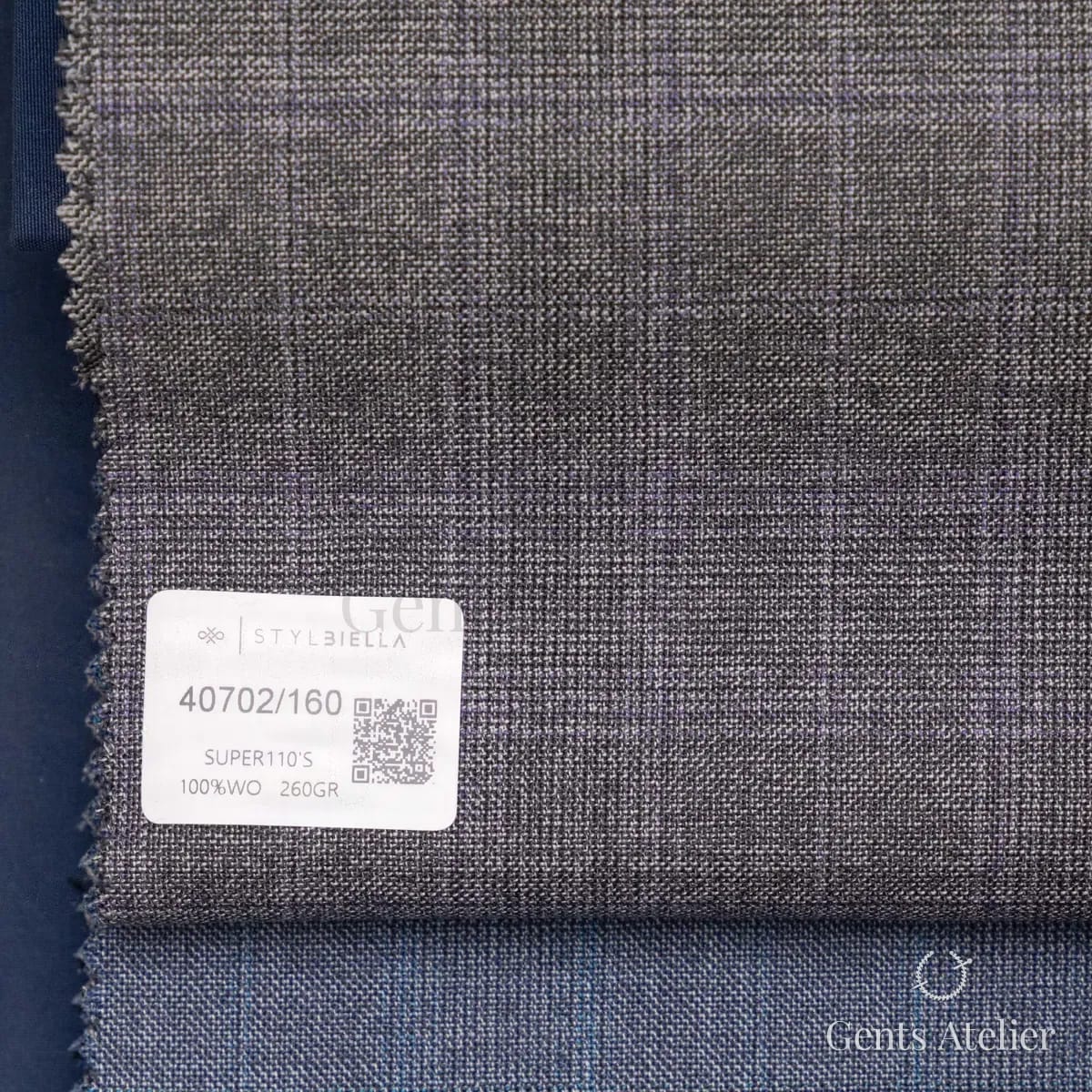 Образец ткани Stylbiella 40702/160 с этикеткой, серый