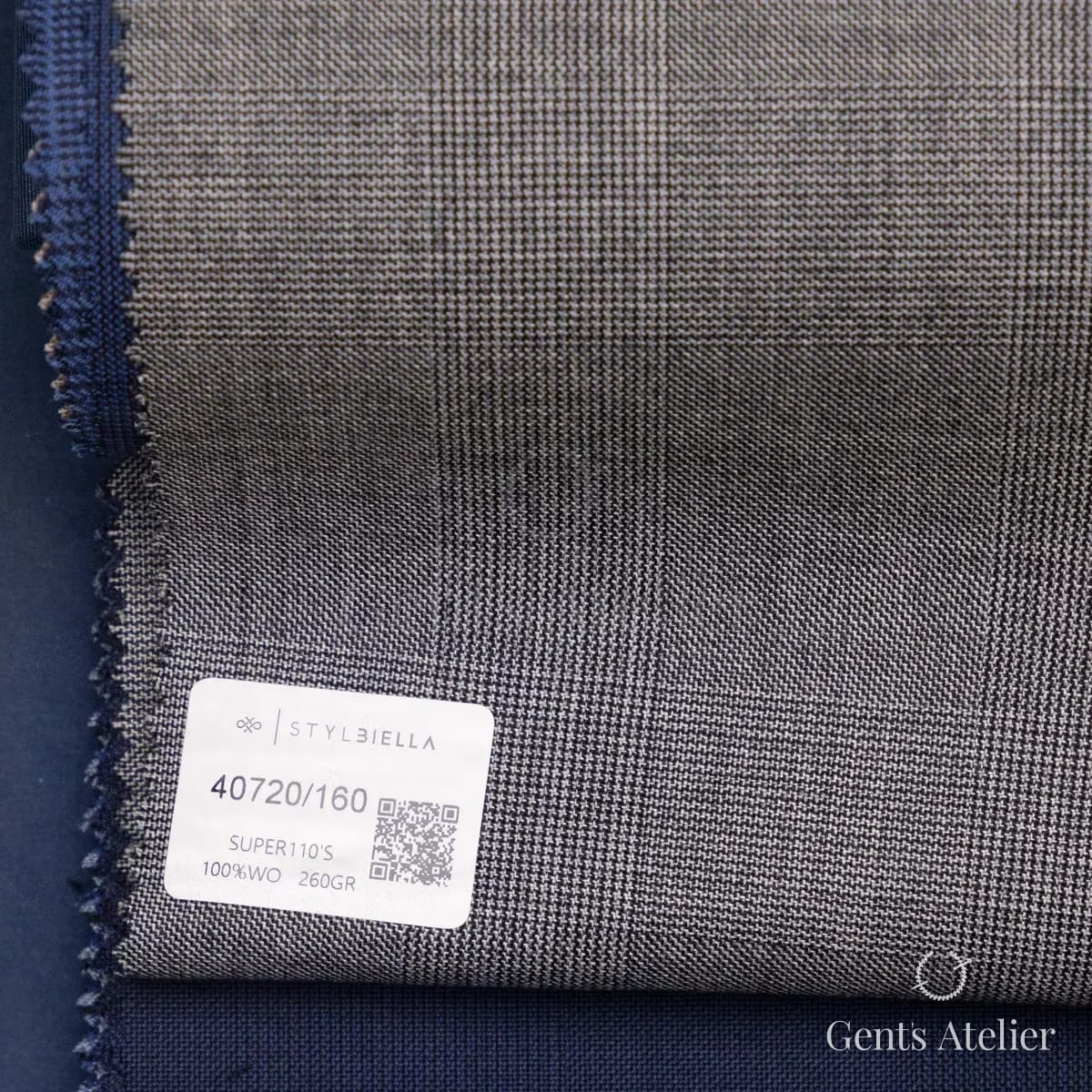 Образец ткани Stylbiella 40720/160 с этикеткой, серый