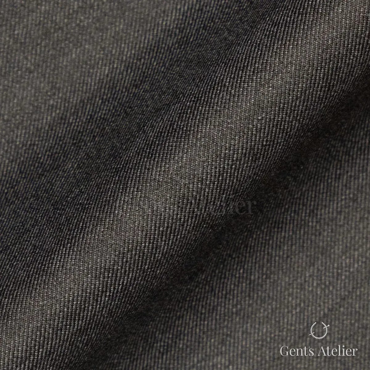 Драпировка ткани Stylbiella 40740/130 крупным планом