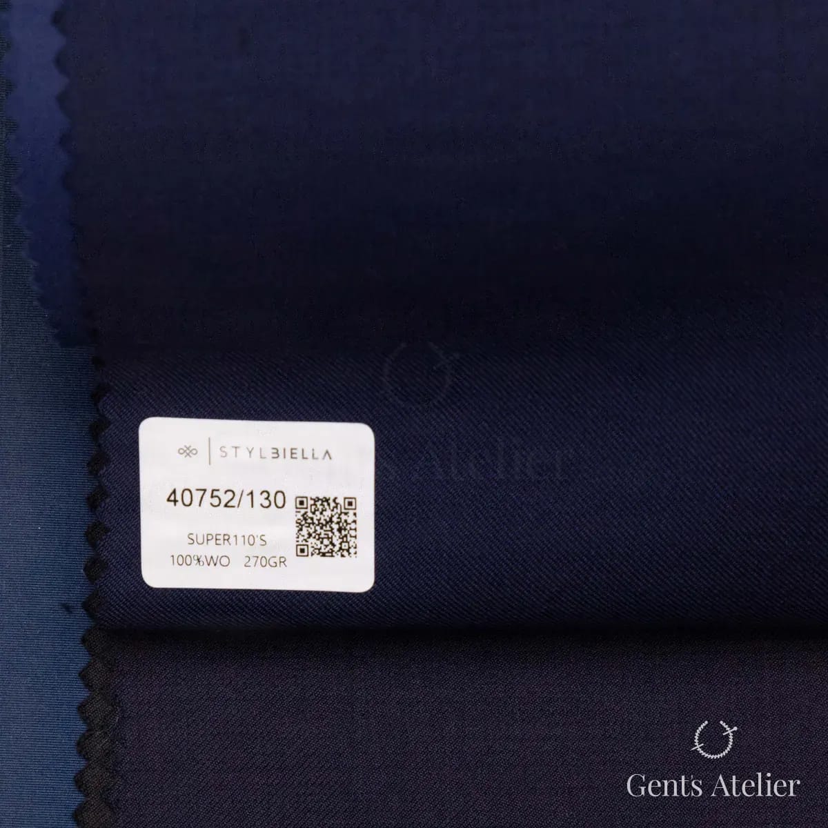 Образец ткани Stylbiella 40752/130 с этикеткой, тёмно-синий
