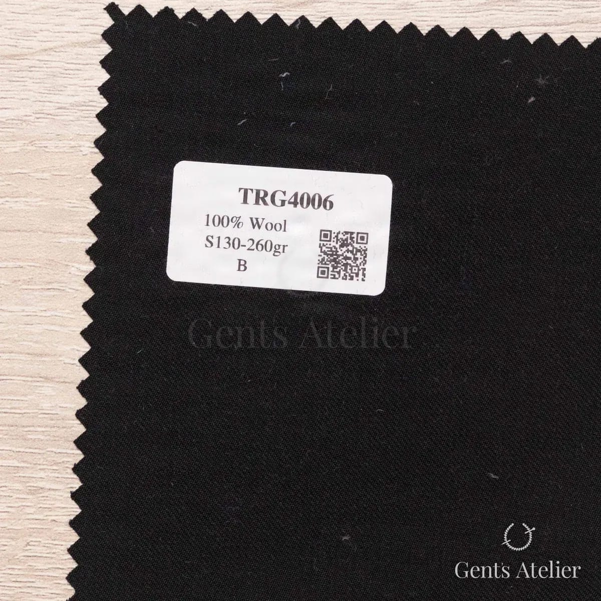 Образец ткани Guabello TRG4006 с этикеткой, чёрный