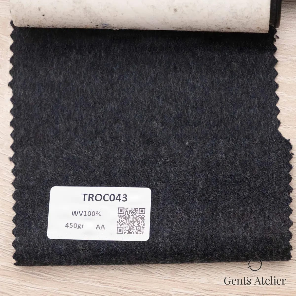 Образец ткани Coatings TROC043 с этикеткой