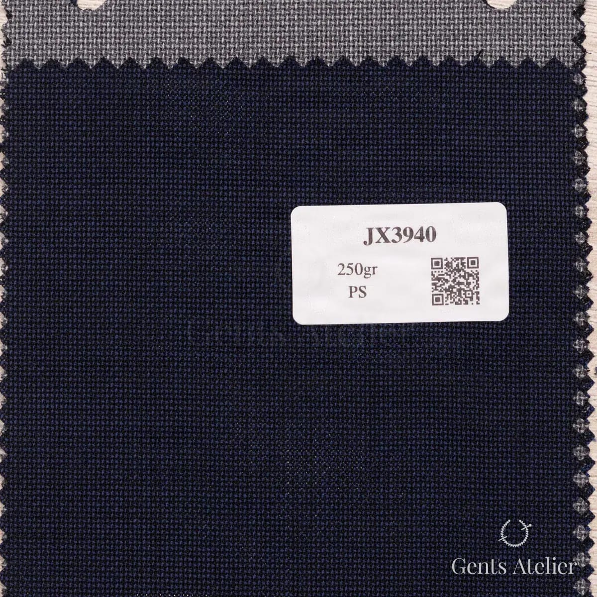 Образец ткани Iniziare JX3940 с этикеткой, тёмно-синий