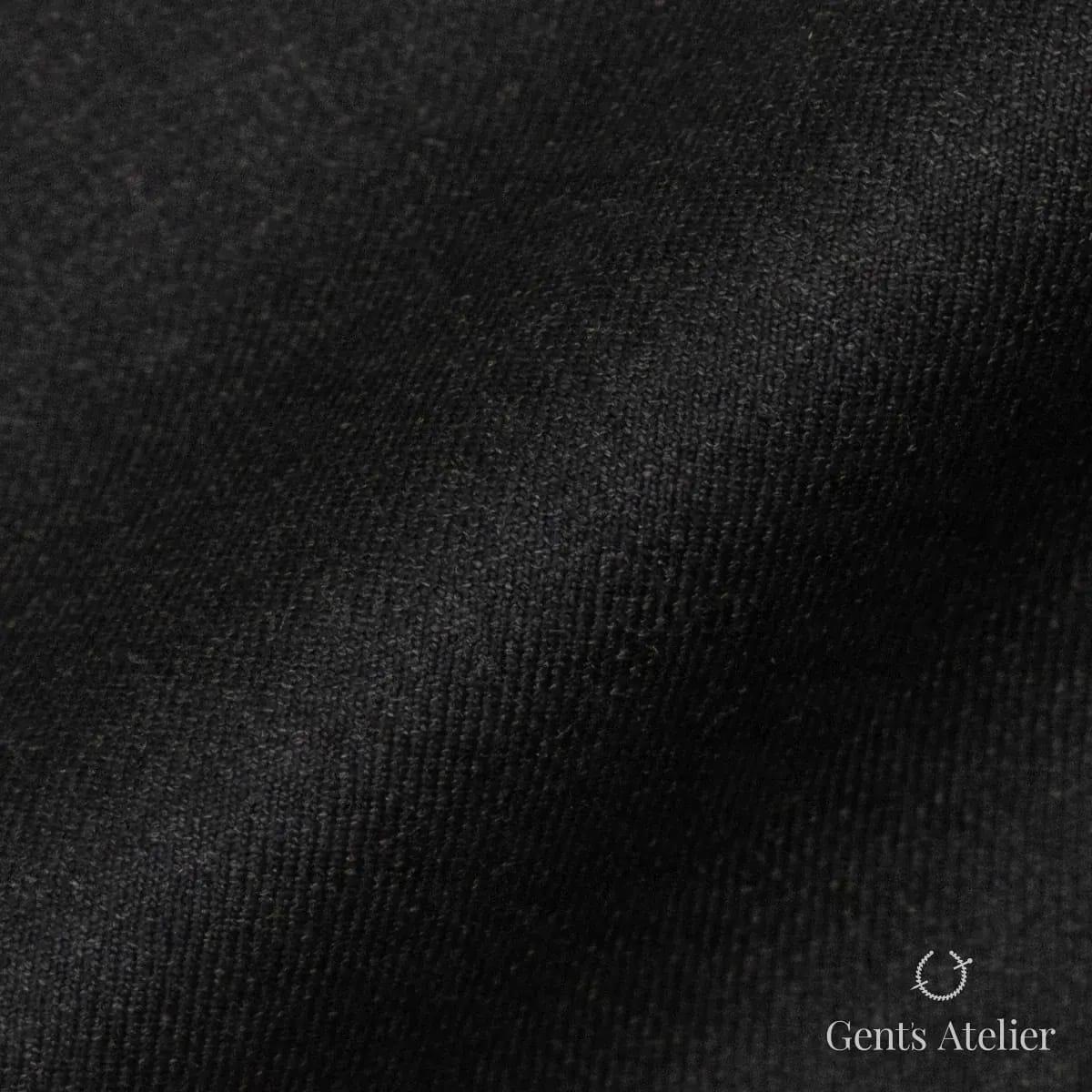 Драпировка ткани Gent's Colors M·K2021W001/2 крупным планом