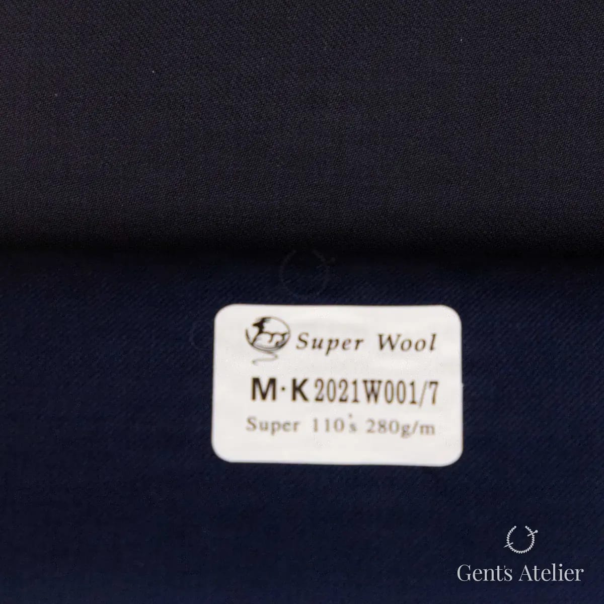Образец ткани Gent's Colors M·K2021W001/7 с этикеткой, тёмно-синий