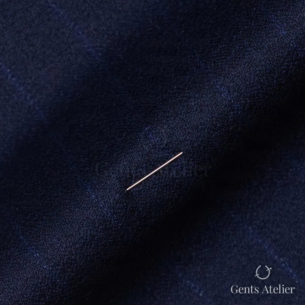 Драпировка ткани Gent's Colors M·K2021W018/1 крупным планом