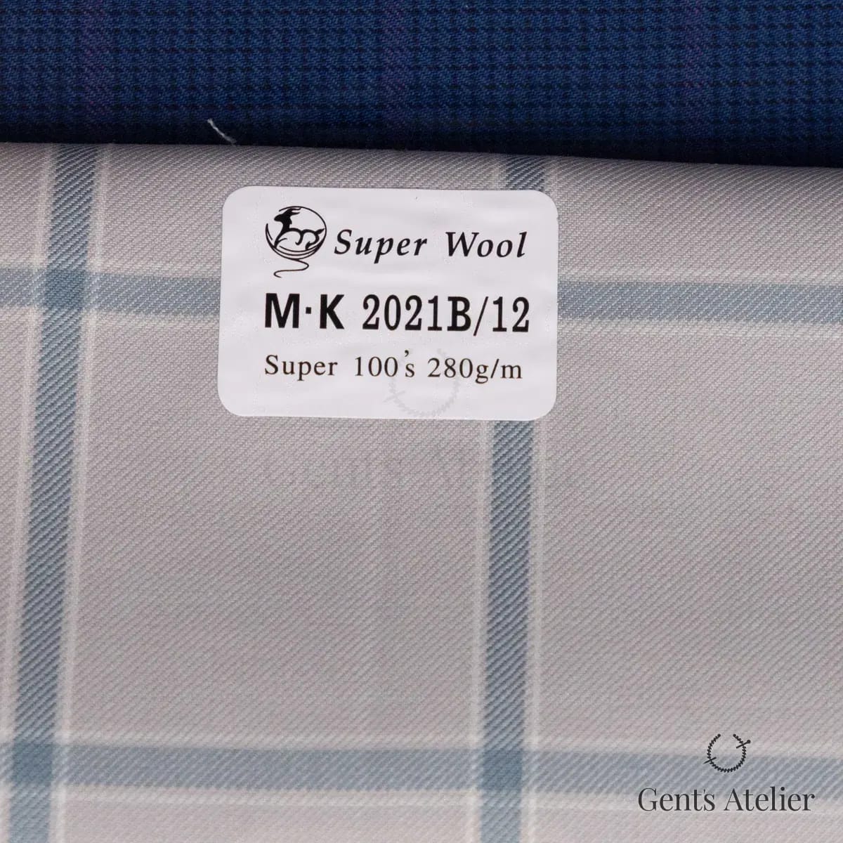 Образец ткани Gent's Colors M·K 2021B/12 с этикеткой, голубой