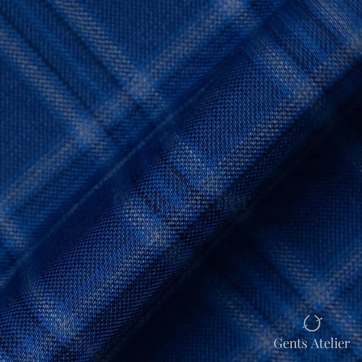 Драпировка ткани Gent's Colors M·K 2021D/40 крупным планом