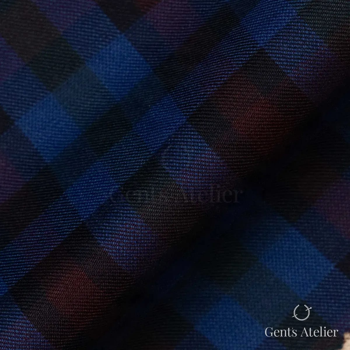 Драпировка ткани Gent's Colors M·K 2021B/15S крупным планом