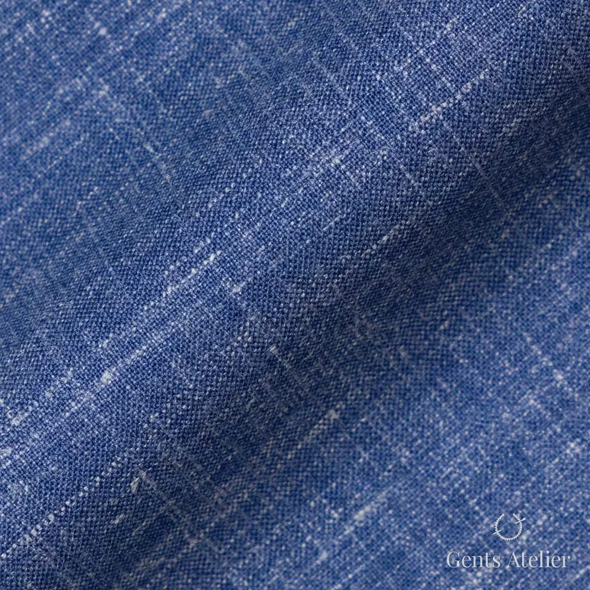 Драпировка ткани Dormeuil TD417100 крупным планом