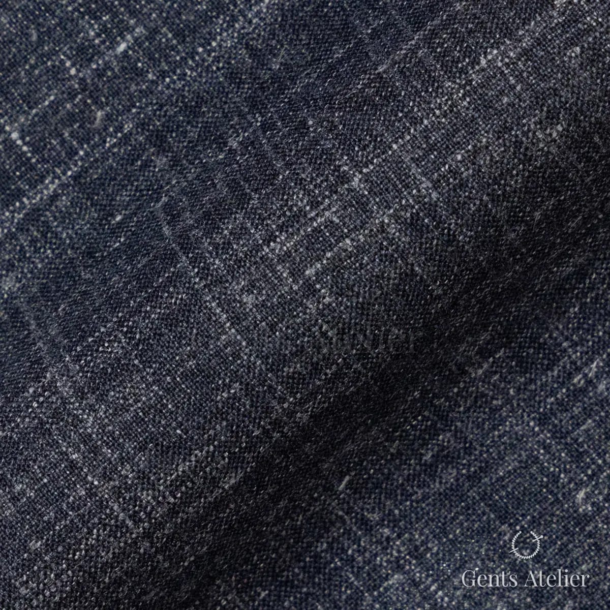 Драпировка ткани Dormeuil TD417123 крупным планом