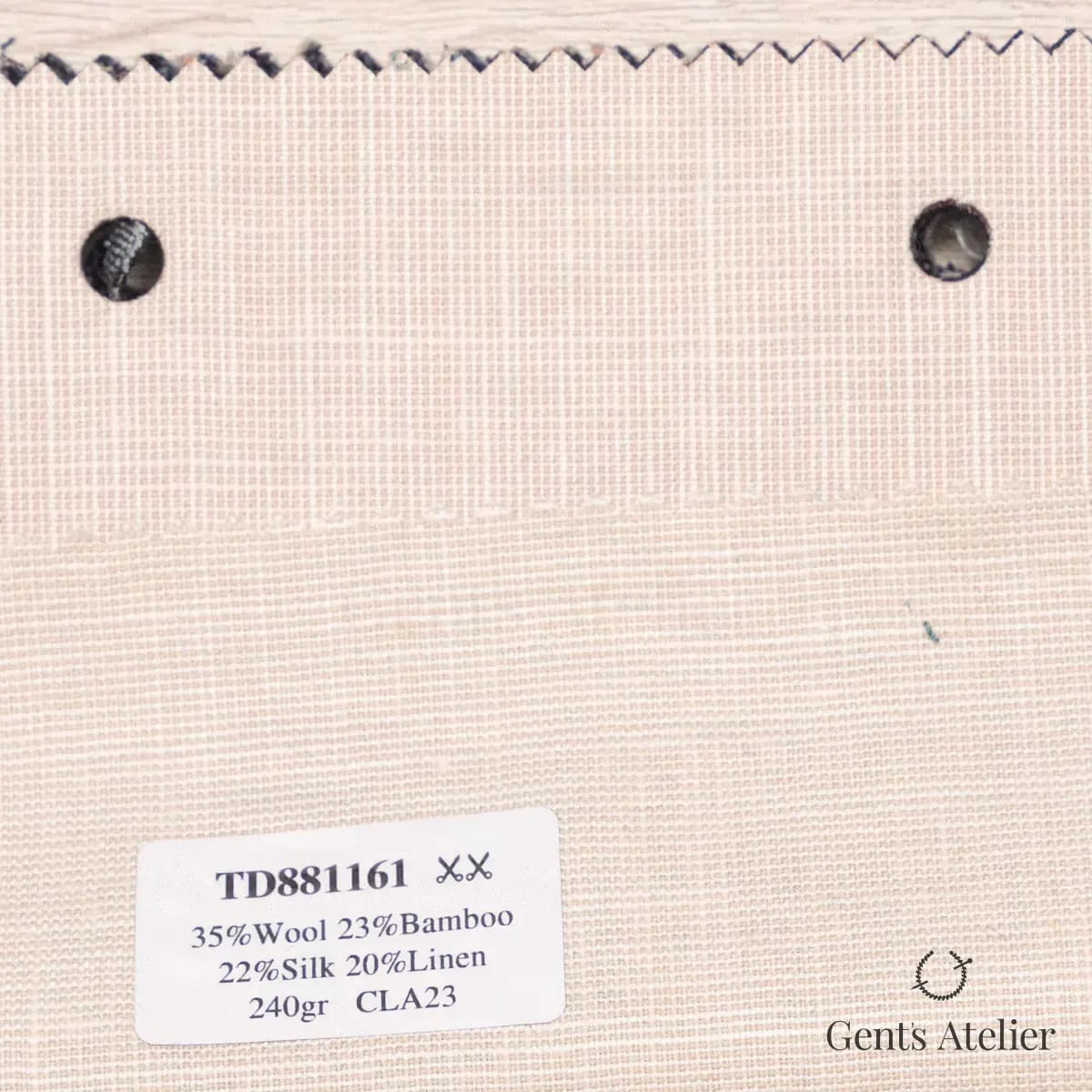 Образец ткани Dormeuil TD881161 с этикеткой, светло-бежевый