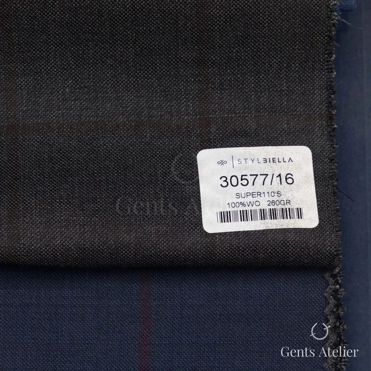 Образец ткани Stylbiella 30577/16 с этикеткой, тёмно-коричневый