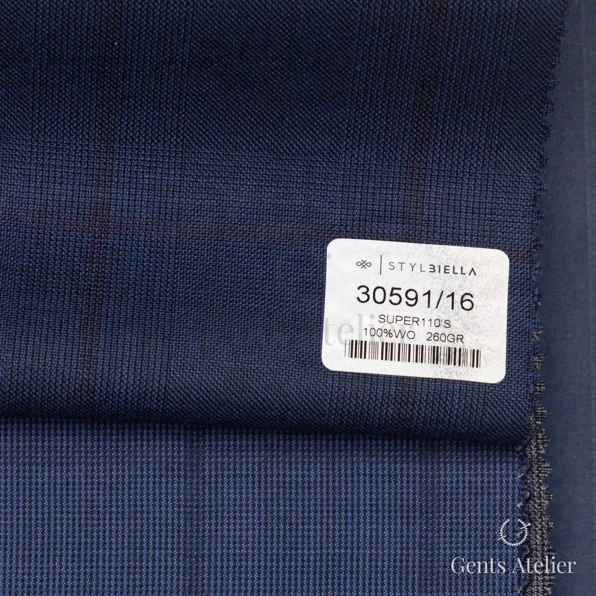 Образец ткани Stylbiella 30591/16 с этикеткой, тёмно-синий