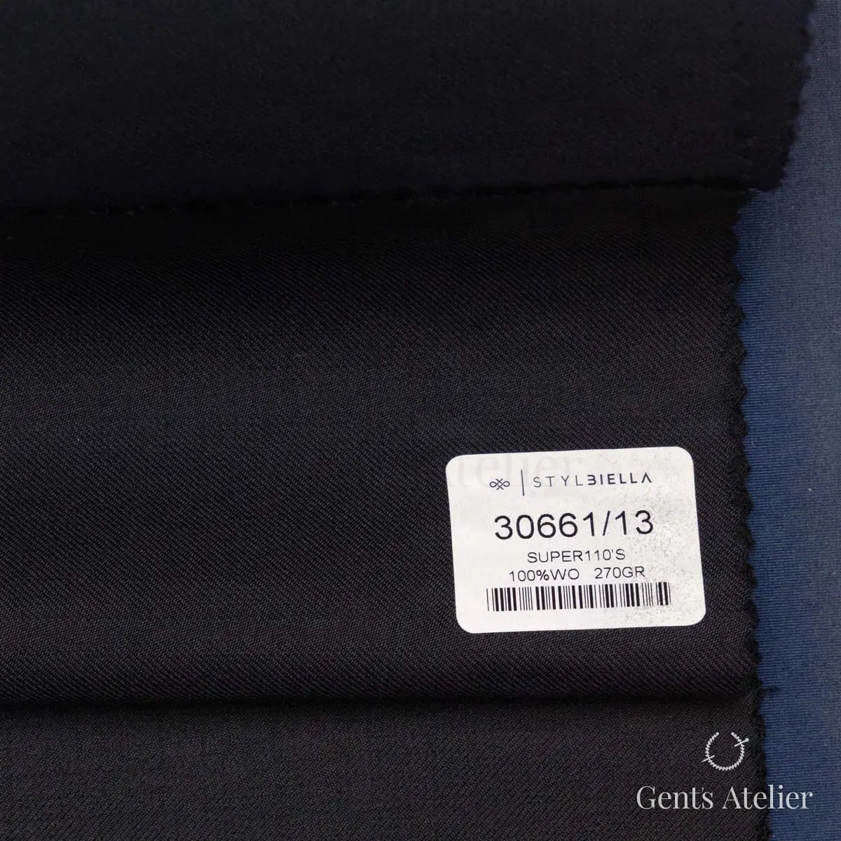 Образец ткани Stylbiella 30661/13 с этикеткой, чёрный