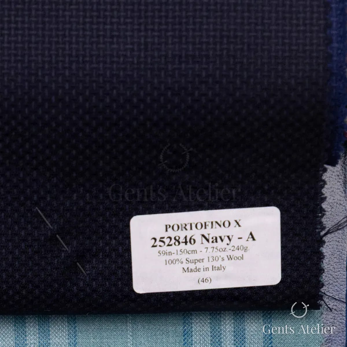 Образец ткани Huddersfield 252846-Navy-A с этикеткой, тёмно-синий