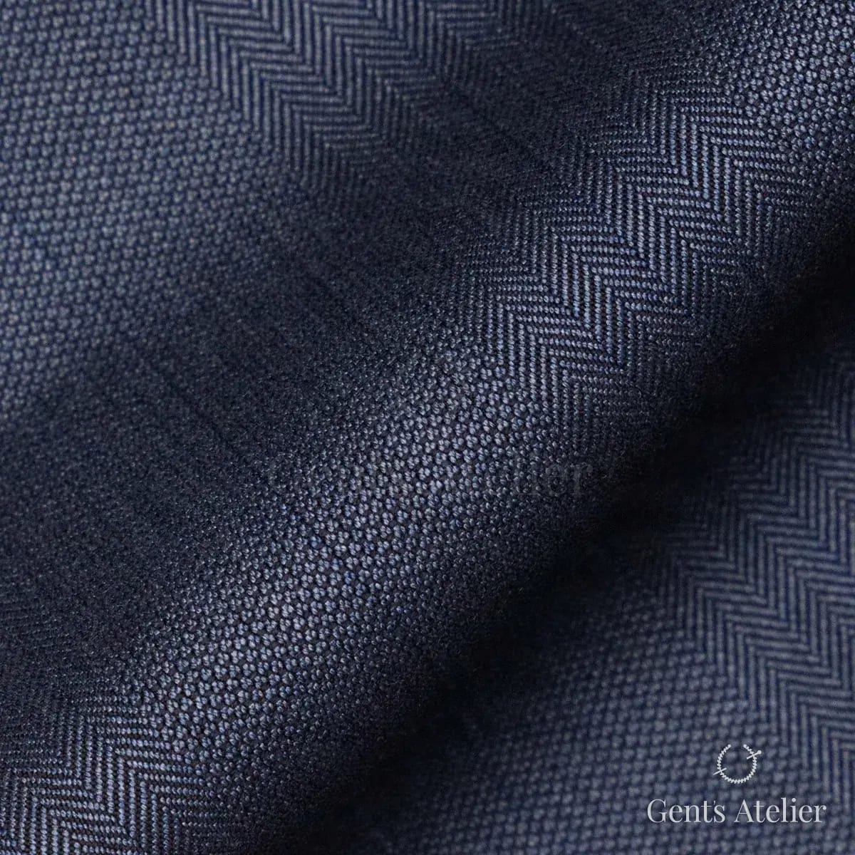 Драпировка ткани Stylbiella 33432/668 крупным планом