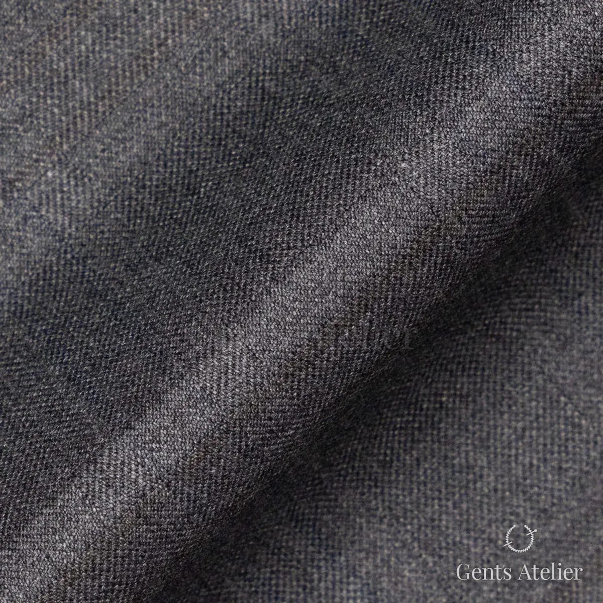 Драпировка ткани Stylbiella 33450/668 крупным планом