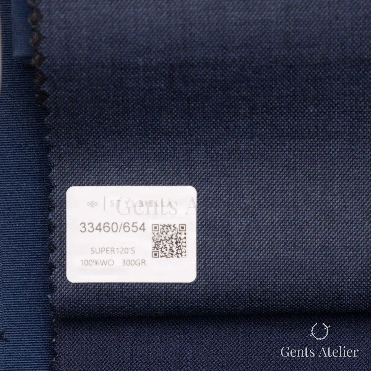 Образец ткани Stylbiella 33460/654 с этикеткой, синий