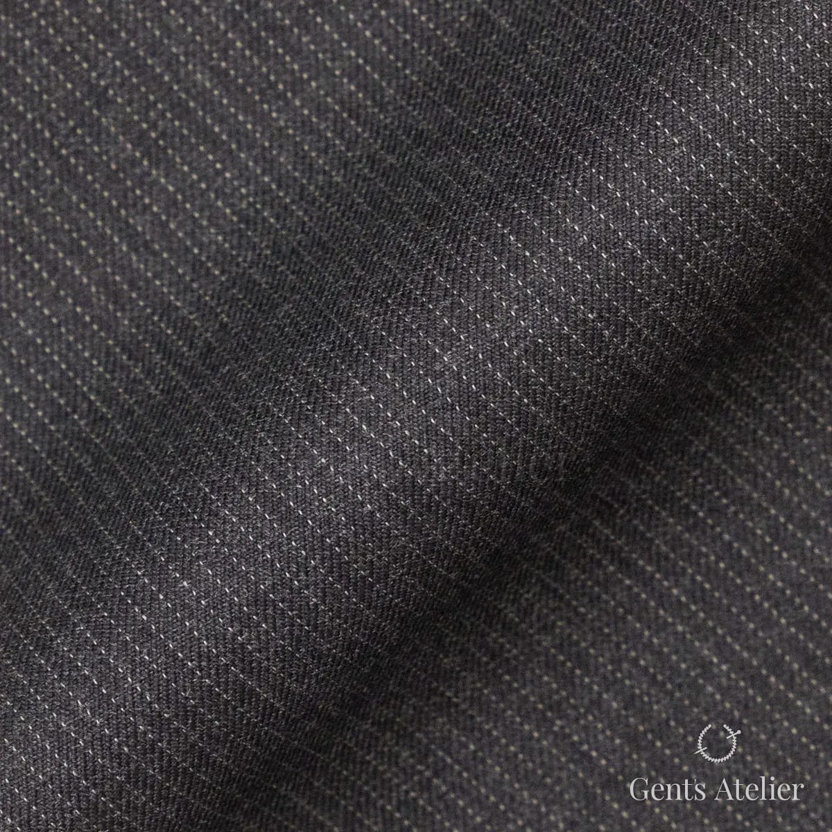 Драпировка ткани Stylbiella 30925/650 крупным планом