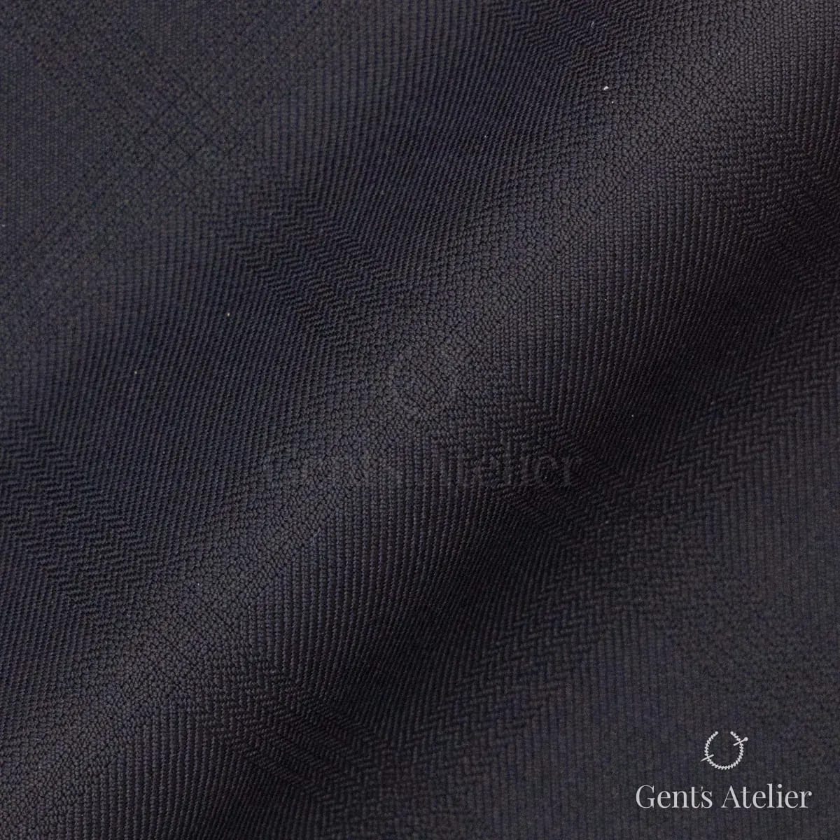 Драпировка ткани Stylbiella 30940/650 крупным планом