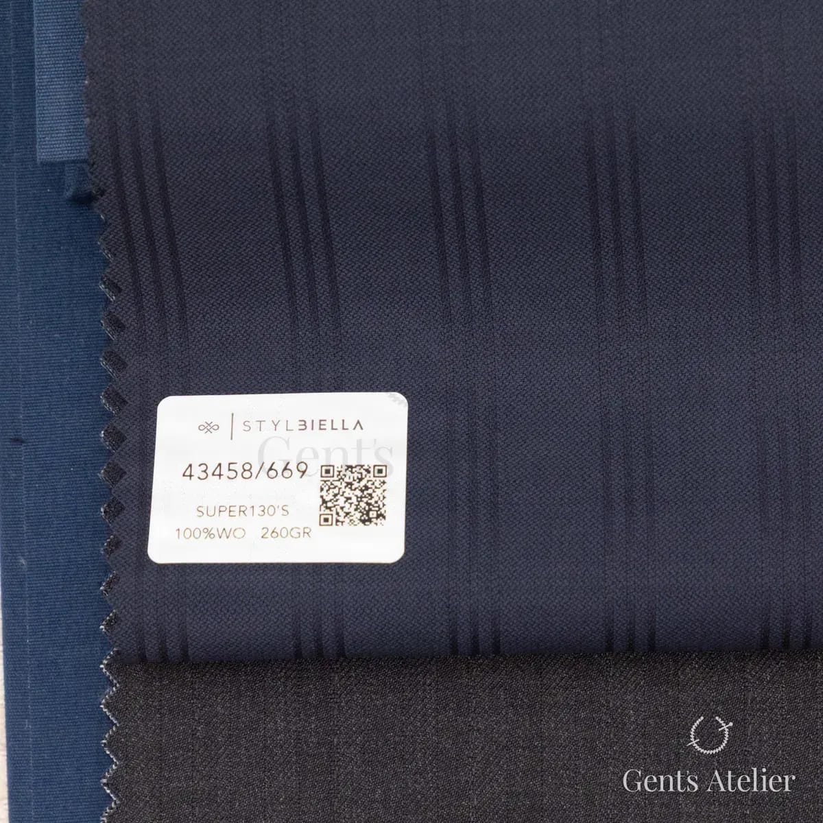 Образец ткани Stylbiella 43458/669 с этикеткой, синий