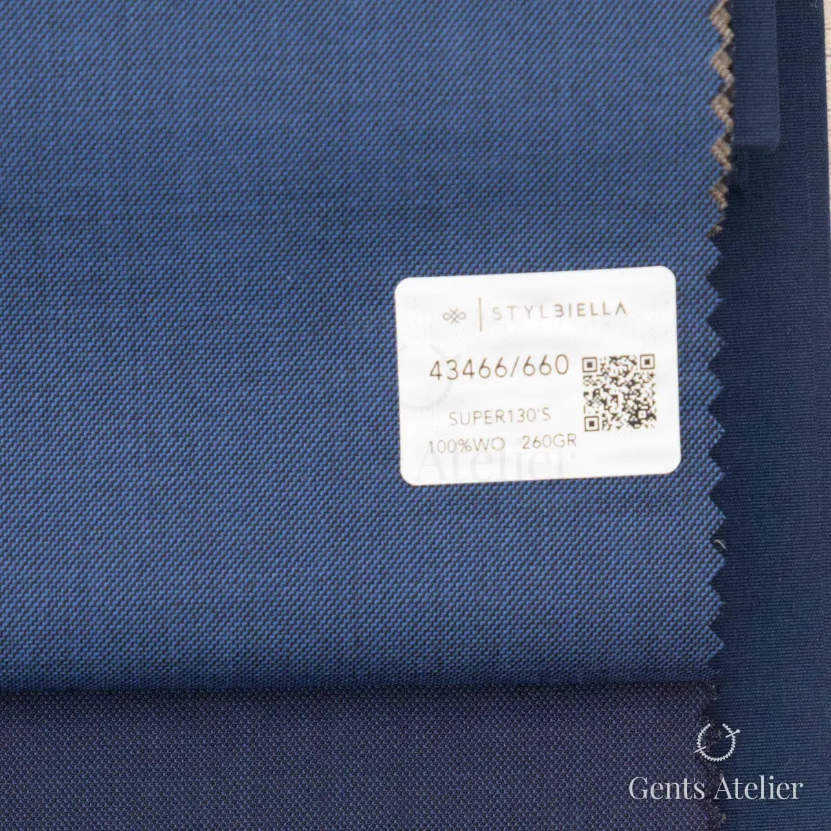 Образец ткани Stylbiella 43466/660 с этикеткой, синий
