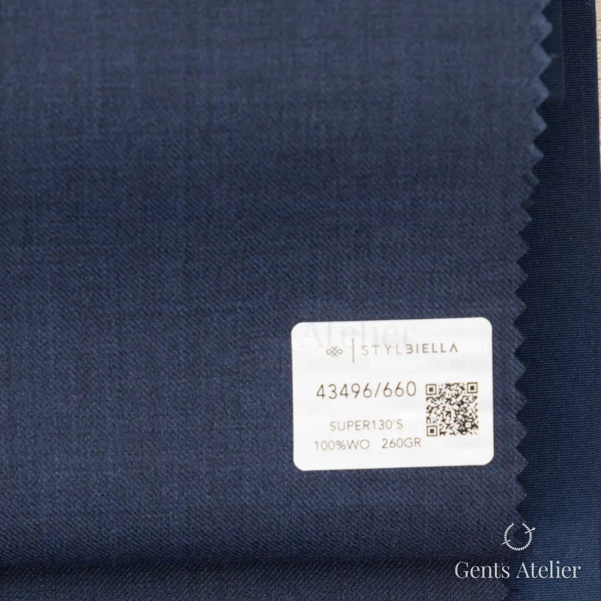 Образец ткани Stylbiella 43496/660 с этикеткой, синий