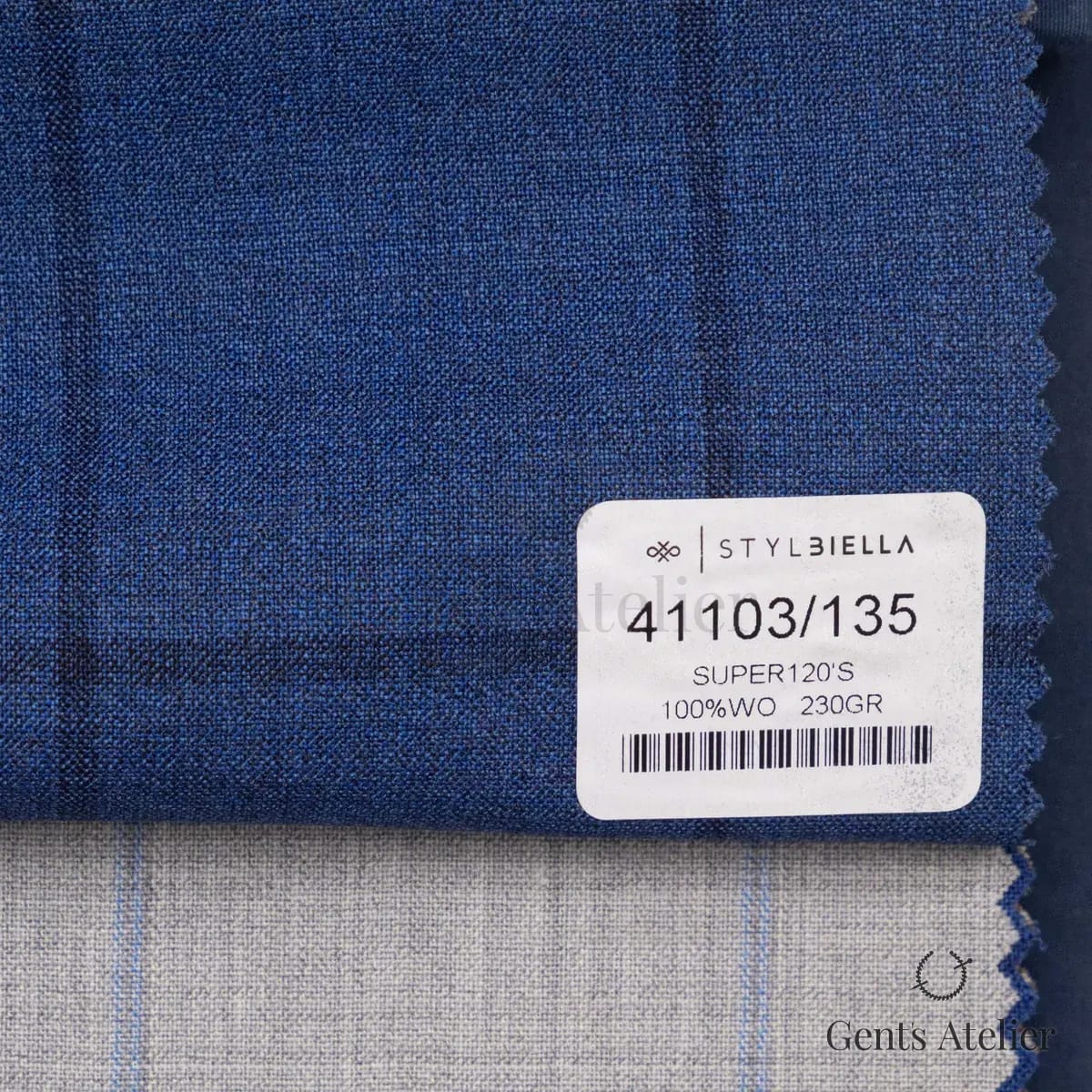 Образец ткани Stylbiella 41103/135 с этикеткой, синий
