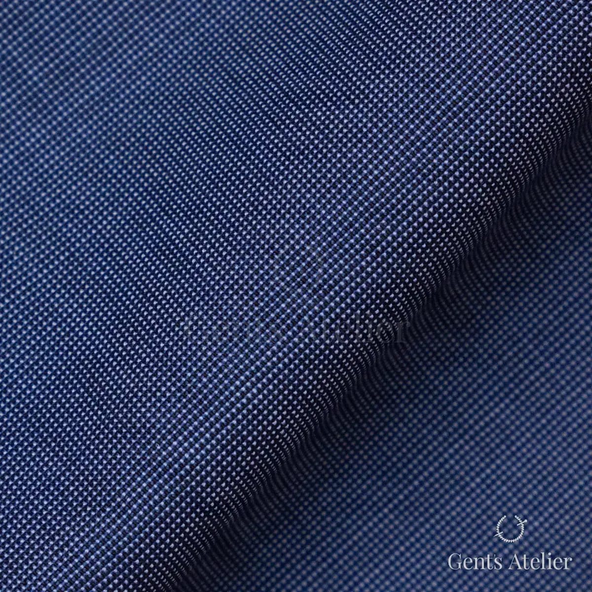Драпировка ткани Stylbiella 41126/135 крупным планом