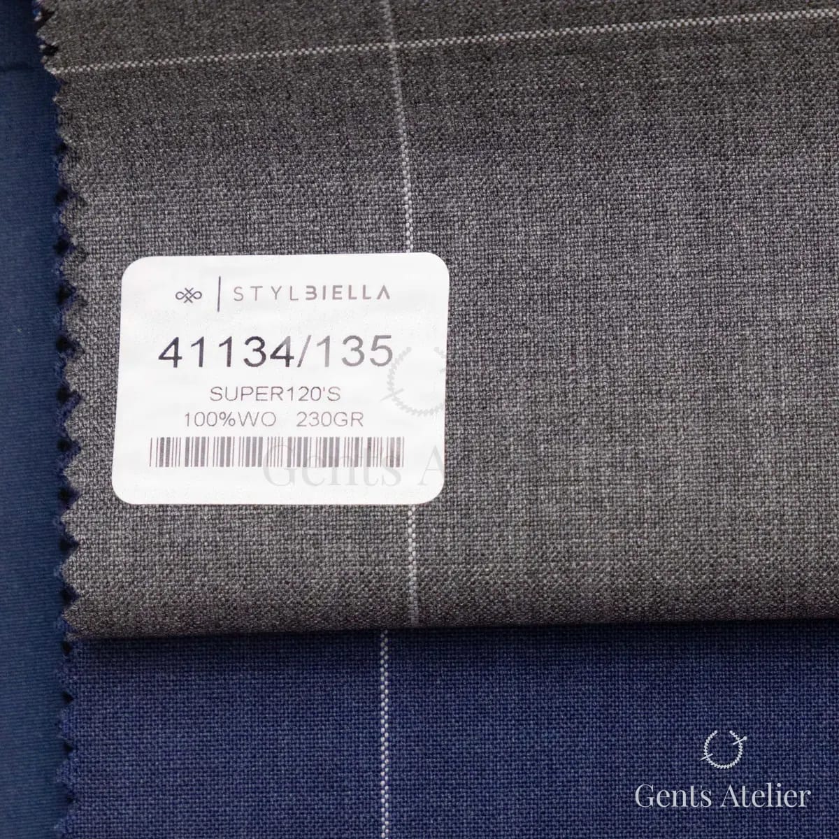 Образец ткани Stylbiella 41134/135 с этикеткой, серый