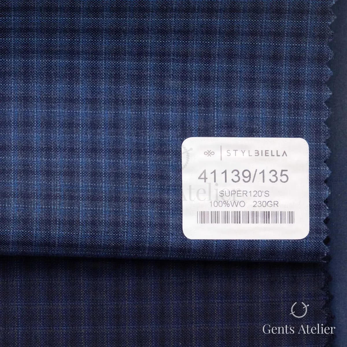 Образец ткани Stylbiella 41139/135 с этикеткой, синий