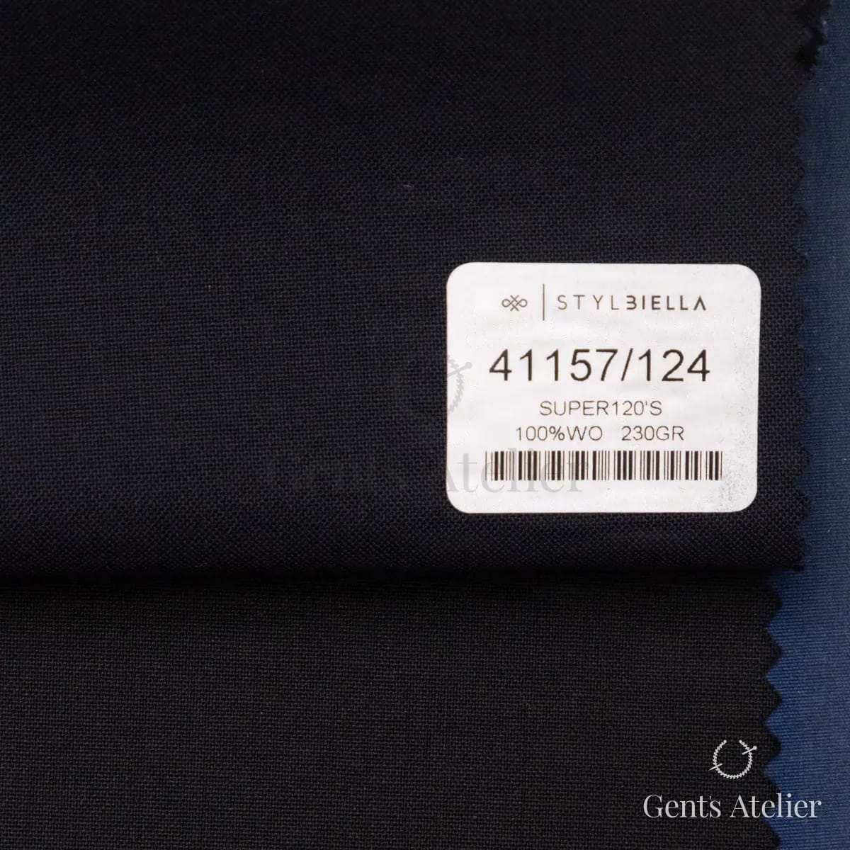 Образец ткани Stylbiella 41157/124 с этикеткой, чёрный