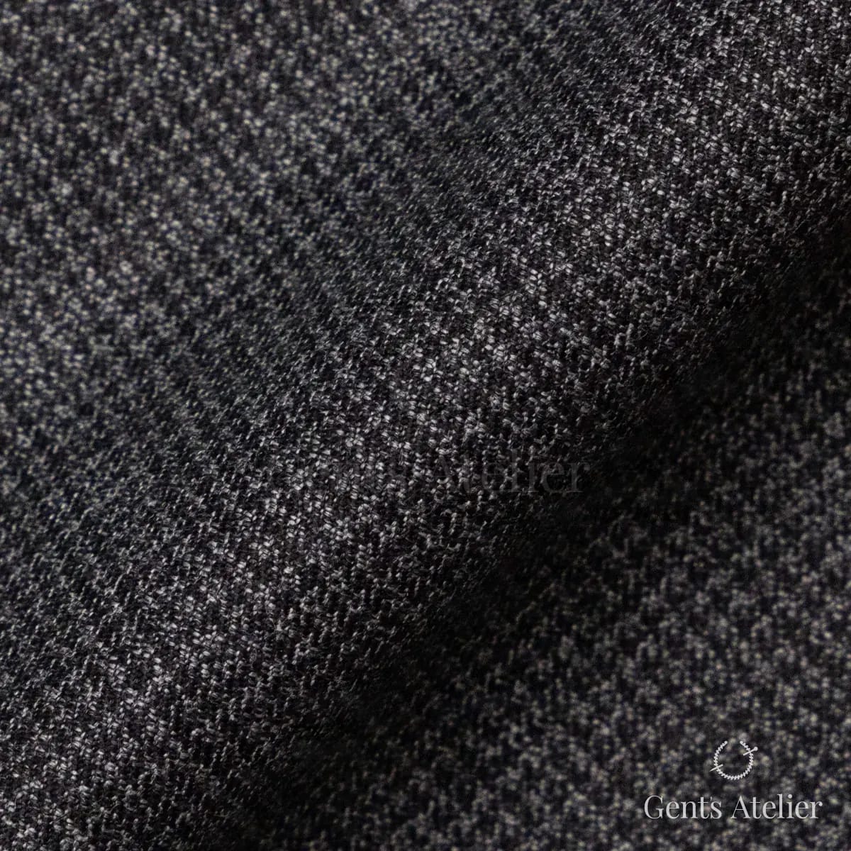Драпировка ткани Stylbiella 32450/160 крупным планом
