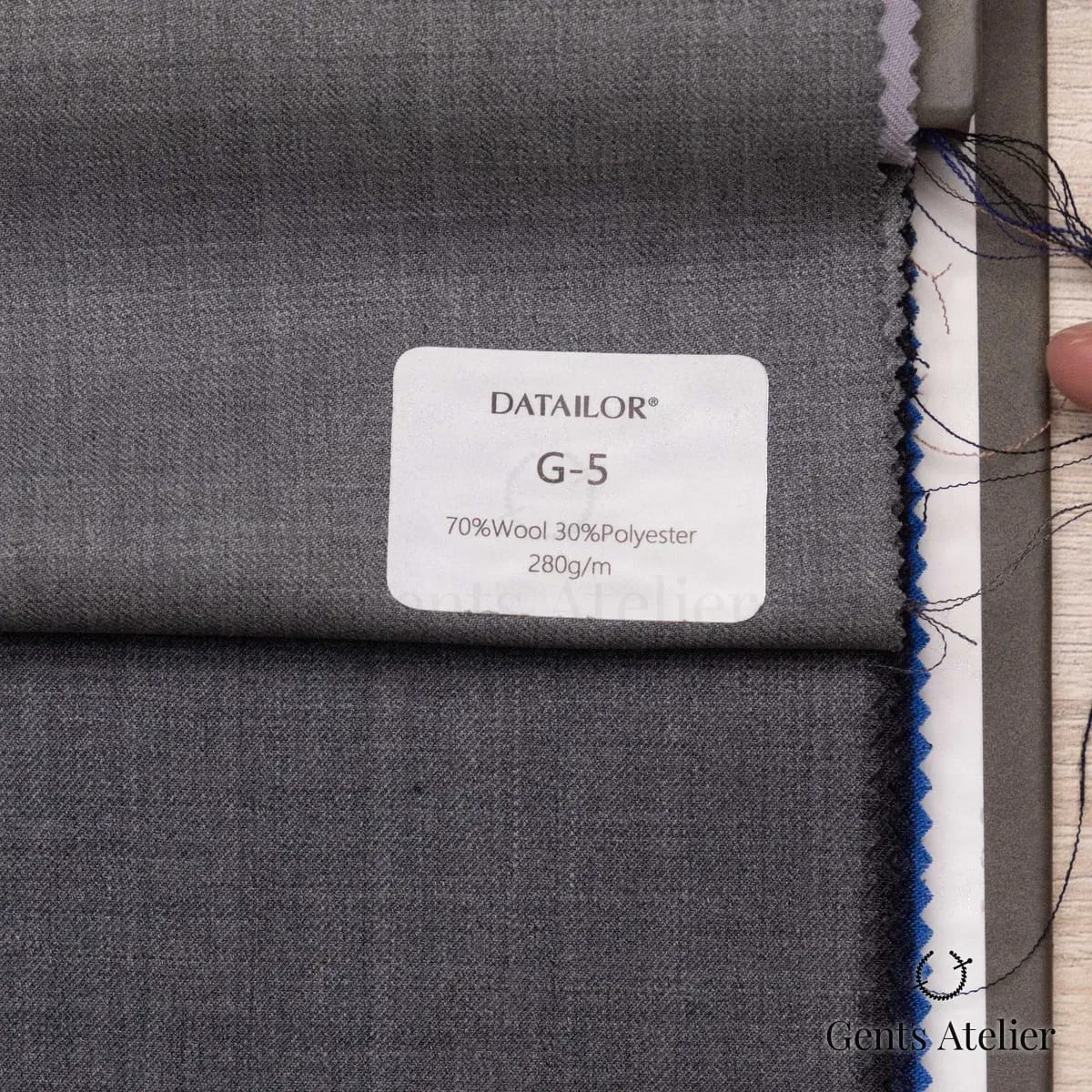 Образец ткани Tailor G-5 с этикеткой, серый