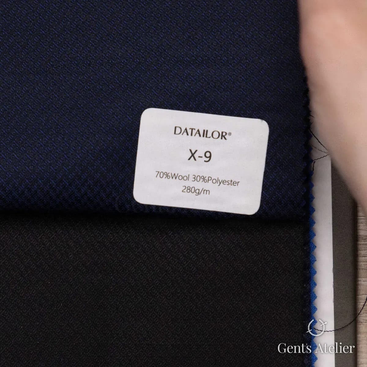 Образец ткани Tailor X-9 с этикеткой, тёмно-синий